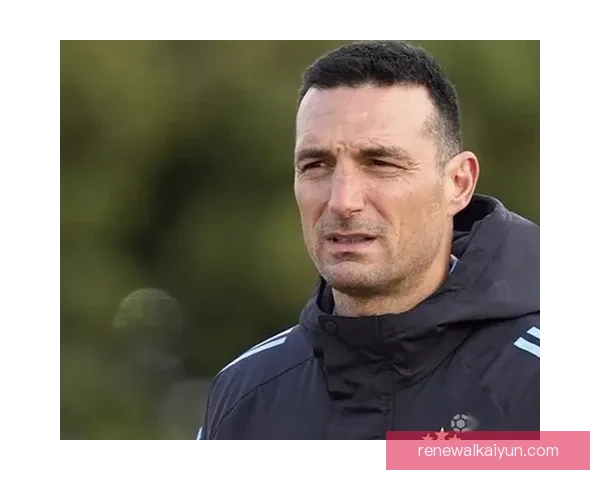 斯卡洛尼持续提升战术指挥能力，备受关注的战术阅读能力成为球队表现的关键因素。